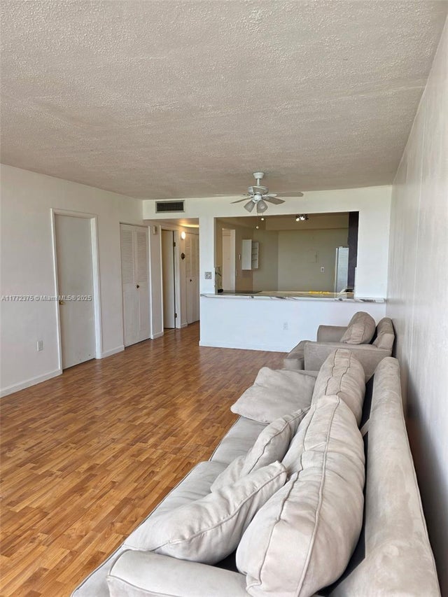 5 of 15 - 1351 Ne Miami Gardens Dr 501e, Miami, FL