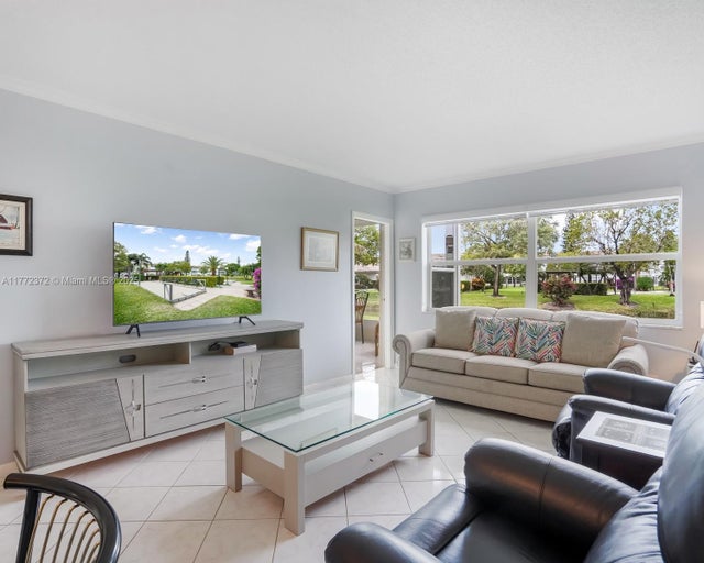 1 of 28 - 3505 Nw 48th Ave 411, Lauderdale Lakes, FL