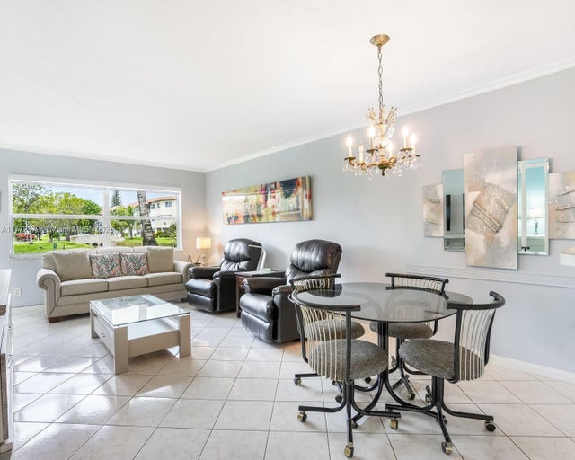 4 of 28 - 3505 Nw 48th Ave 411, Lauderdale Lakes, FL