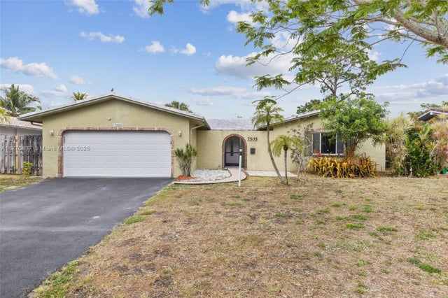1 of 20 - 7505 Nw 42nd St, Coral Springs, FL