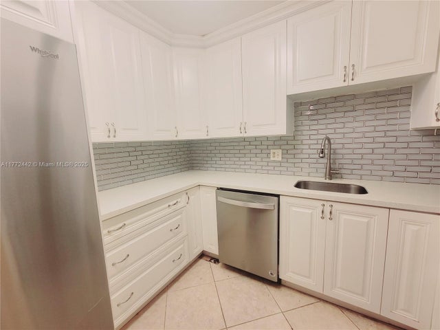 1 of 18 - 4174 Inverrary Dr 713, Lauderhill, FL
