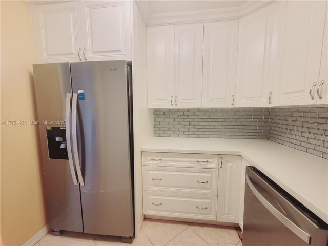 3 of 18 - 4174 Inverrary Dr 713, Lauderhill, FL