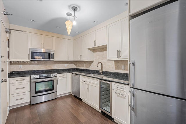 4 of 27 - 10185 Collins Ave 1110, Bal Harbour, FL