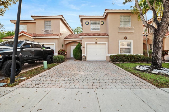 1 of 26 - 518 Nw 130th Way, Pembroke Pines, FL