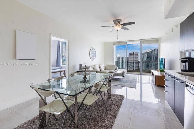 3 of 31 - 90 Sw 3rd St 4103, Miami, FL