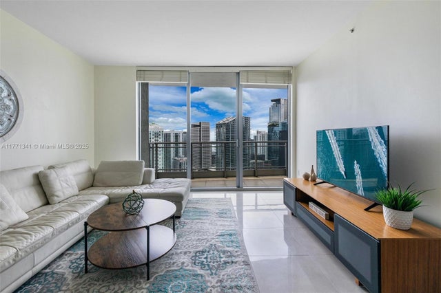 4 of 31 - 90 Sw 3rd St 4103, Miami, FL