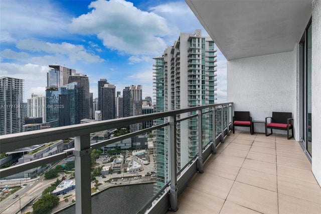 5 of 31 - 90 Sw 3rd St 4103, Miami, FL