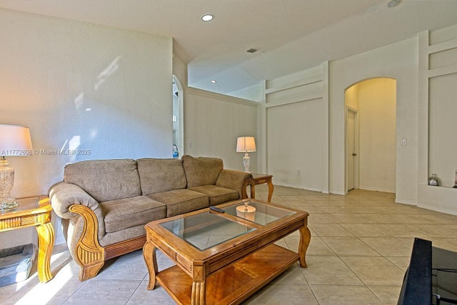 5 of 28 - 1520 Se 17th Ave, Homestead, FL