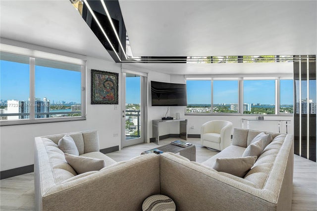 5 of 31 - 7135 Collins Ave 1735, Miami Beach, FL