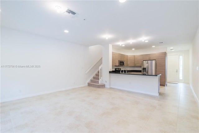 3 of 22 - 2664 Sw 81st Ter 2666, Miramar, FL