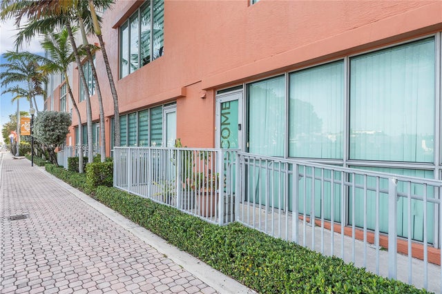 2 of 14 - 2100 Van Buren St 102, Hollywood, FL
