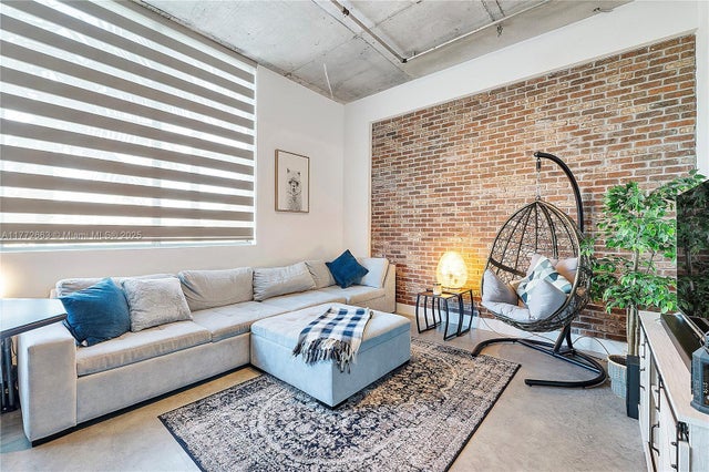 5 of 14 - 2100 Van Buren St 102, Hollywood, FL