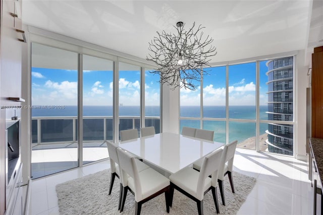 4 of 29 - 15811 Collins Ave 2101, Sunny Isles Beach, FL