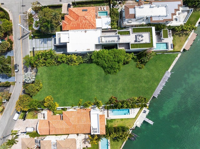 2 of 14 - 9224 Bay Dr, Surfside, FL