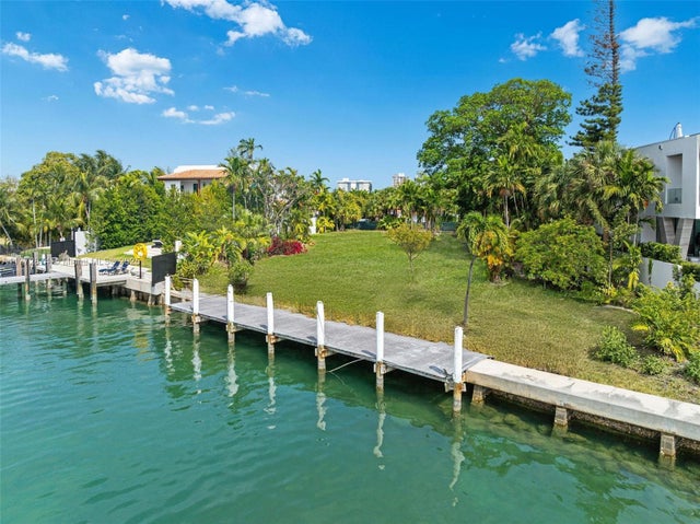 3 of 14 - 9224 Bay Dr, Surfside, FL