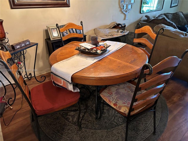 4 of 39 - 10130 Sunrise Lakes Blvd 112, Sunrise, FL