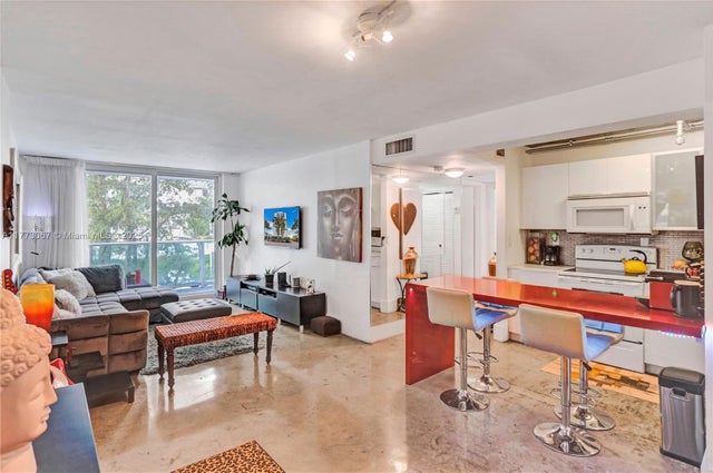 3 of 42 - 1035 West Ave 301, Miami Beach, FL