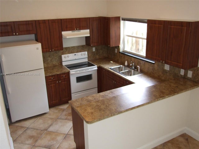 2 of 20 - 14082 Sw 50th Ct, Miramar, FL