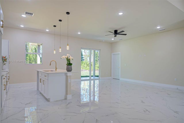 5 of 26 - 3414 74th St W, Lehigh Acres, FL