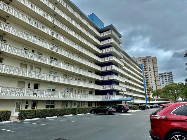 2 of 14 - 1893 S Ocean Dr 601, Hallandale Beach, FL