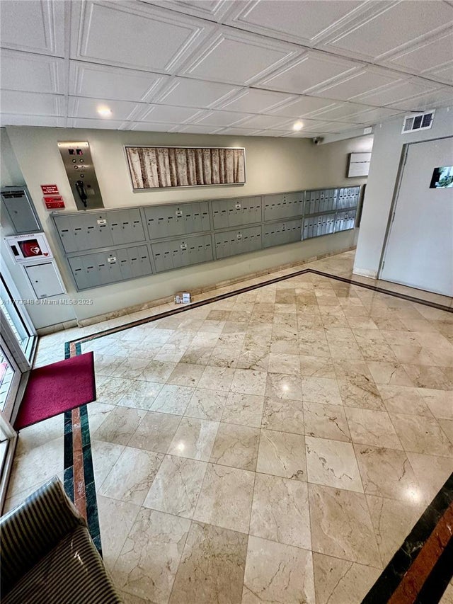 4 of 14 - 1893 S Ocean Dr 601, Hallandale Beach, FL