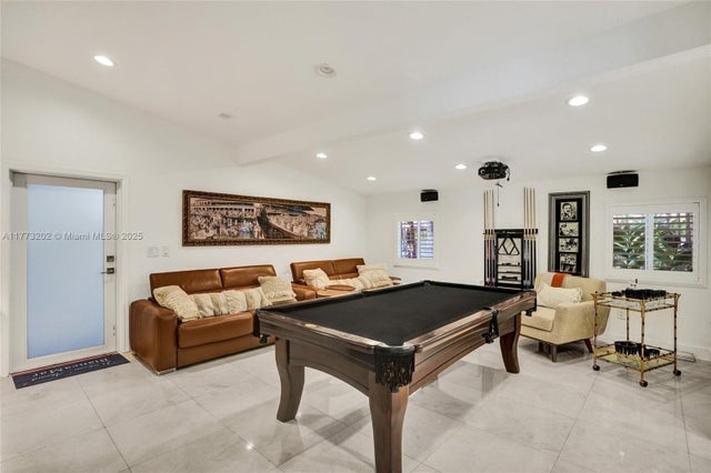 5 of 80 - 11850 Sw 69th Ave, Pinecrest, FL