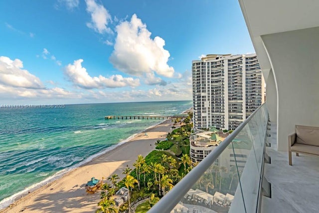 4 of 32 - 16901 Collins Ave 1404, Sunny Isles Beach, FL