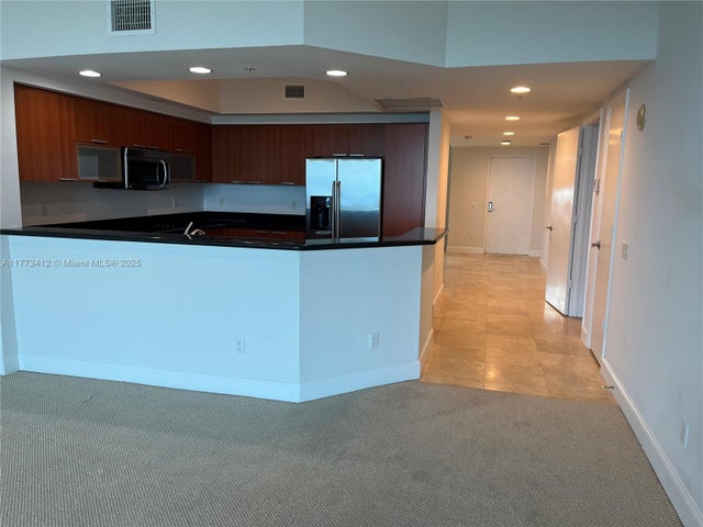 4 of 23 - 14951 Royal Oaks Ln 2206, North Miami, FL