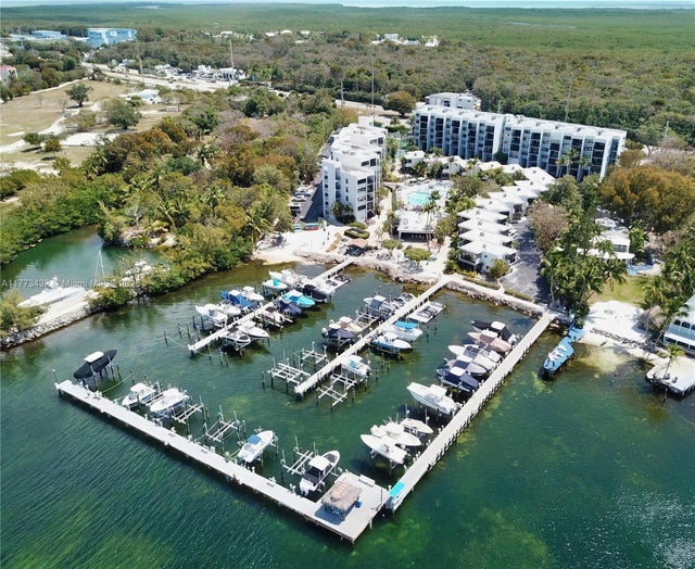 1 of 33 - 104350 Overseas Highway A-402, Key Largo, FL