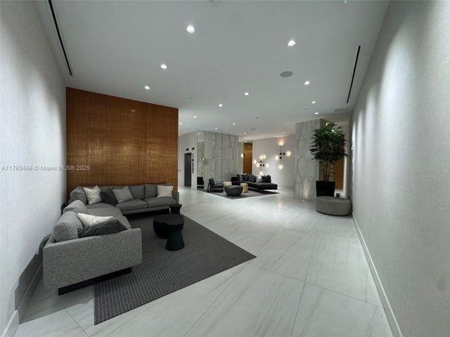 1 of 27 - 17550 Collins Ave 1005, Sunny Isles Beach, FL