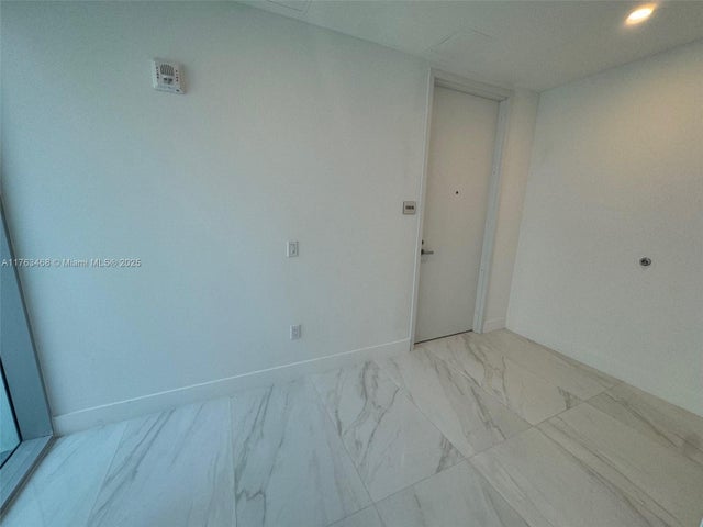 4 of 27 - 17550 Collins Ave 1005, Sunny Isles Beach, FL