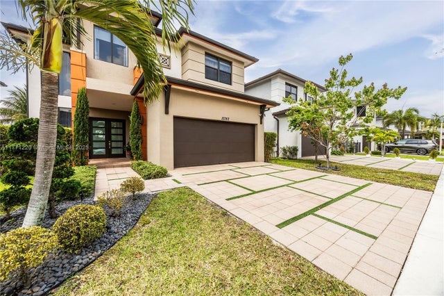 1 of 58 - 15742 Nw 88th Ave, Miami Lakes, FL
