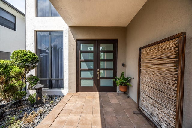 3 of 58 - 15742 Nw 88th Ave, Miami Lakes, FL