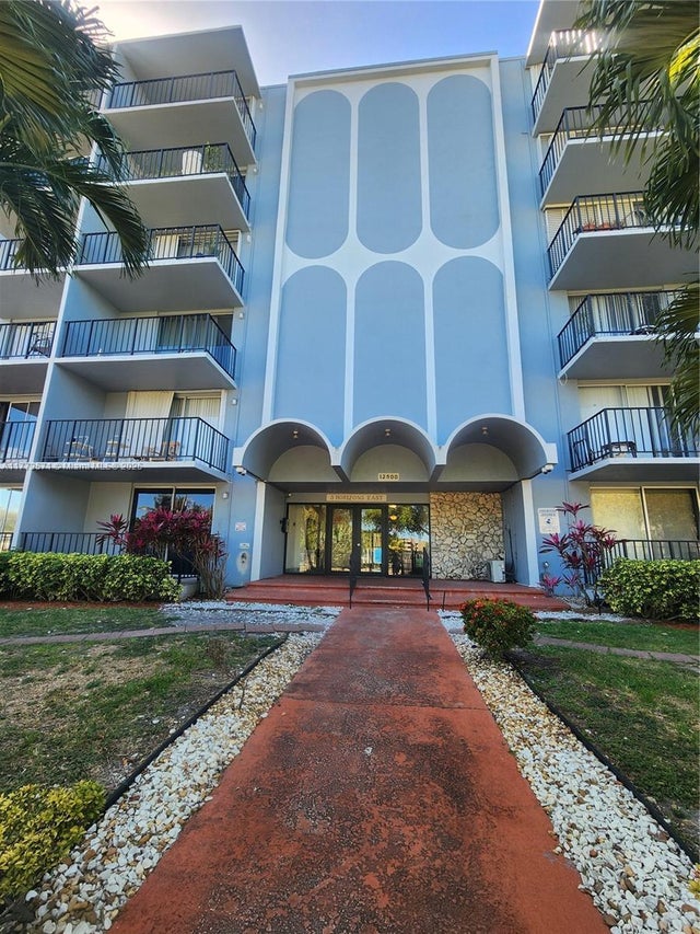 3 of 31 - 12500 Ne 15th Ave 112, North Miami, FL