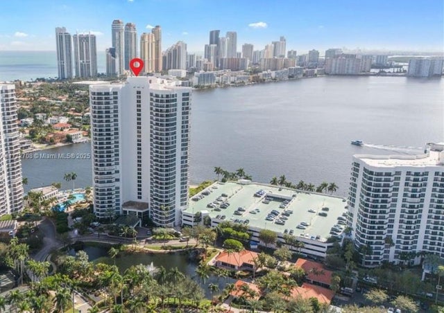 1 of 21 - 19101 Ne 36th Ct 302, Aventura, FL