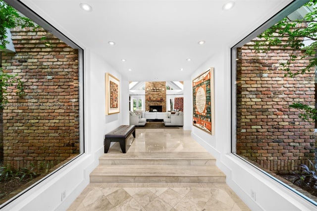 4 of 45 - 9000 Arvida Dr, Coral Gables, FL