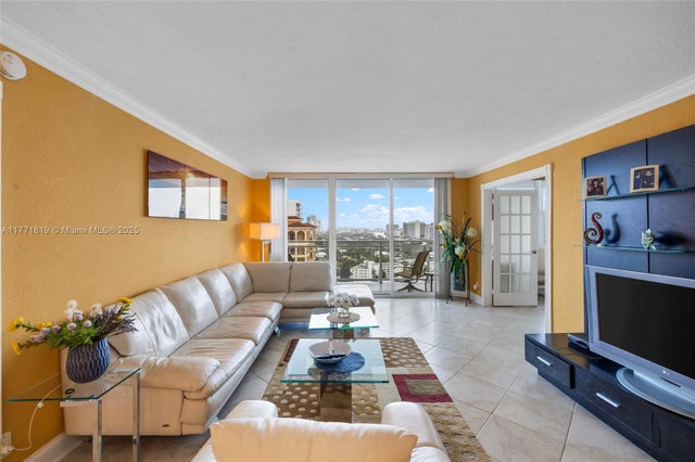 4 of 37 - 2030 S Ocean Dr 2009, Hallandale Beach, FL