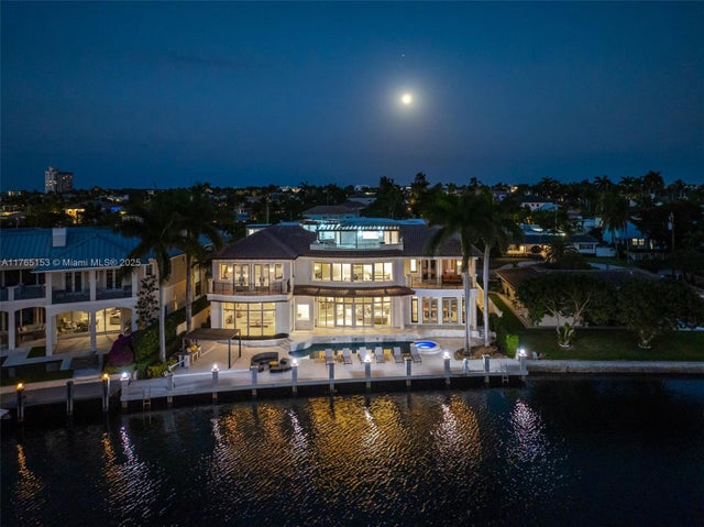 2 of 78 - 3201 Ne 27th Ave, Lighthouse Point, FL