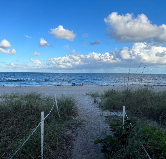 3 of 35 - 1439 S Ocean Blvd 316, Lauderdale By The Sea, FL