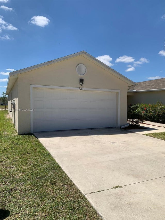 4 of 32 - 9084 Aegean Cir, Lehigh Acres, FL