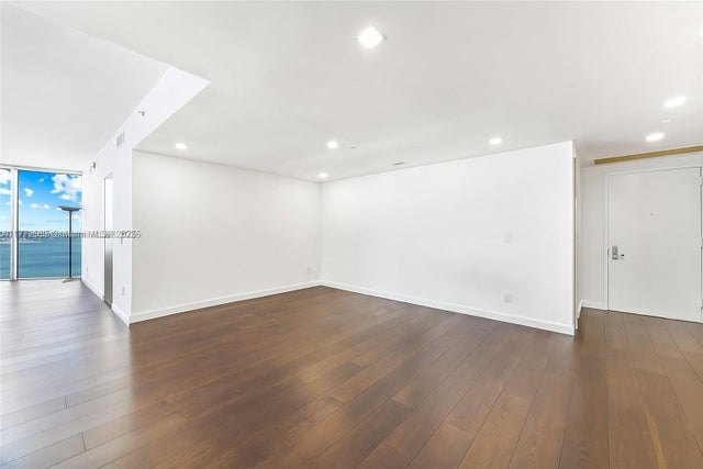 2 of 20 - 495 Brickell Ave 4502, Miami, FL