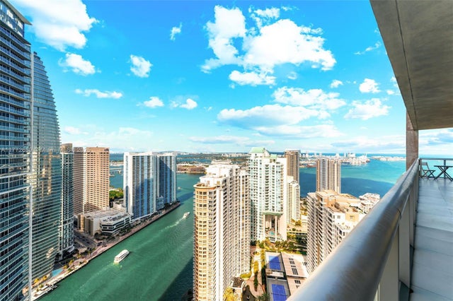 5 of 30 - 495 Brickell Ave 4502, Miami, FL