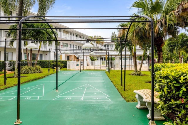 2 of 14 - 15610 Ne 6th Ave 32c, Miami, FL