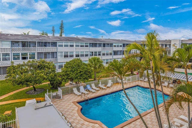 5 of 14 - 15610 Ne 6th Ave 32c, Miami, FL