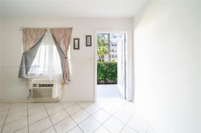 5 of 17 - 15610 Ne 6th Ave 10b, Miami, FL