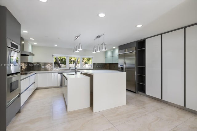5 of 23 - 413 Santurce Ave, Coral Gables, FL