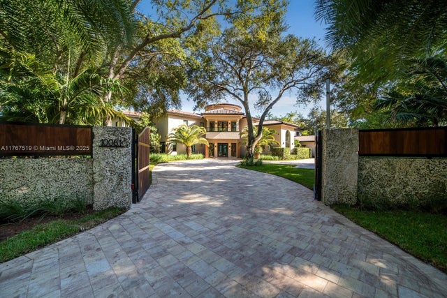 10061 Sw 60th Ct, Pinecrest