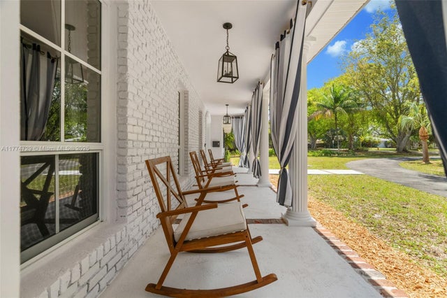 4 of 56 - 14725 Sw 82nd Ave, Palmetto Bay, FL