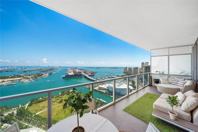 3 of 40 - 1100 Biscayne Blvd 5303, Miami, FL