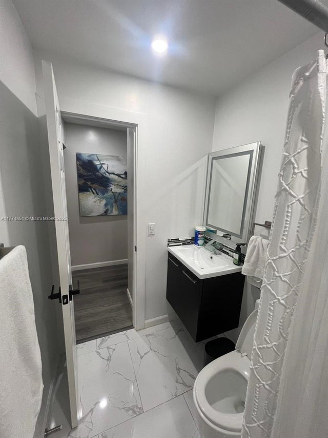 3 of 14 - 545 Nw 136th St, North Miami, FL